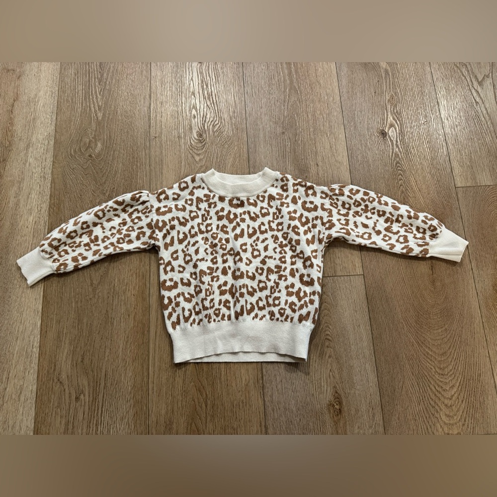 Gap Kids Girls Leopard Print Sweater size 4-5yrs EUC